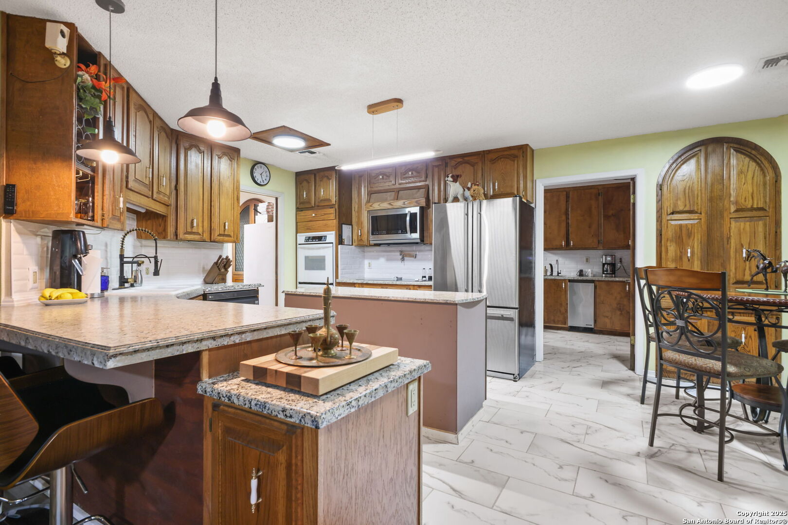 102 Southgate Pleasanton TX 78064