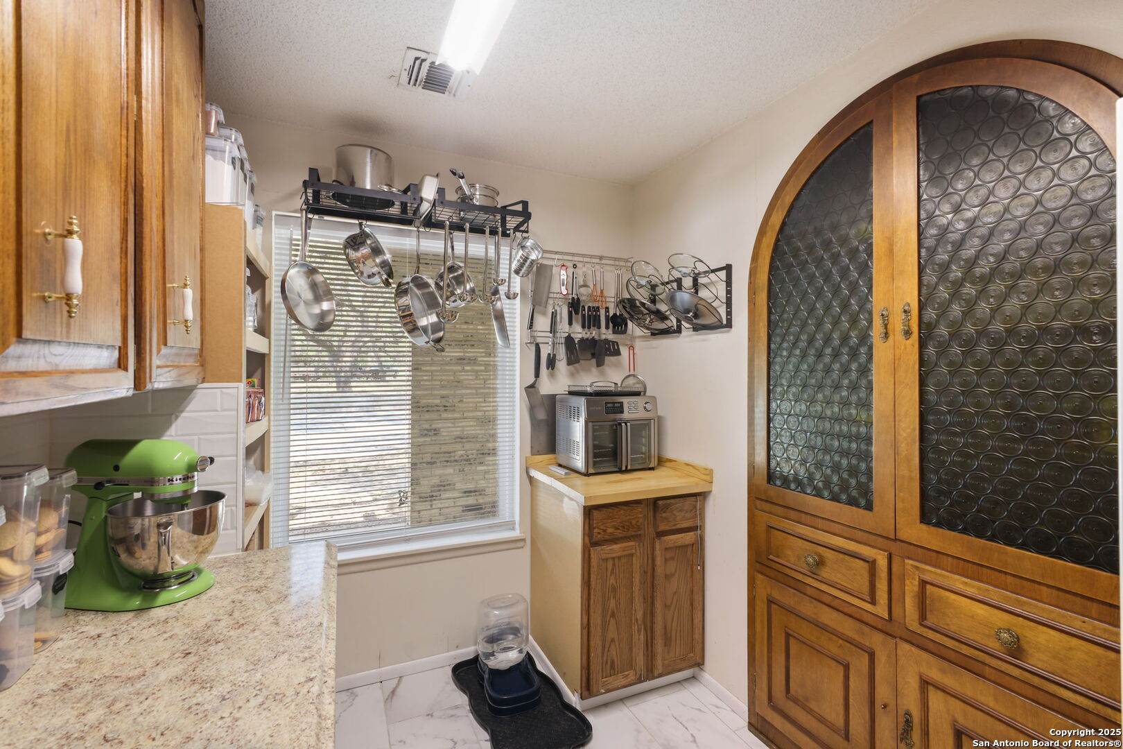 102 Southgate Pleasanton TX 78064