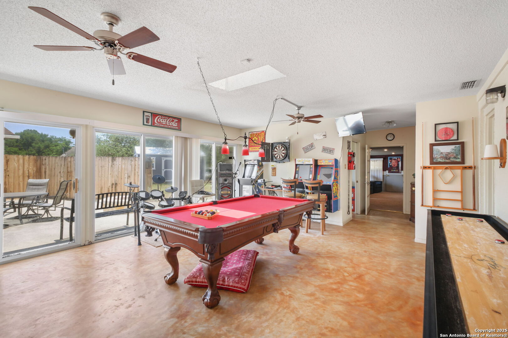 102 Southgate Pleasanton TX 78064