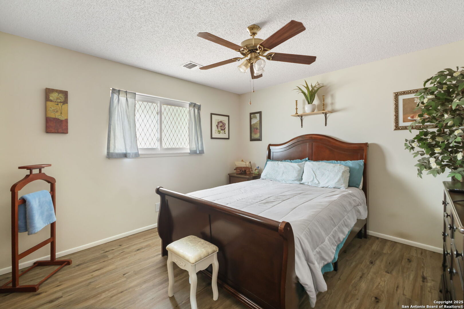 102 Southgate Pleasanton TX 78064