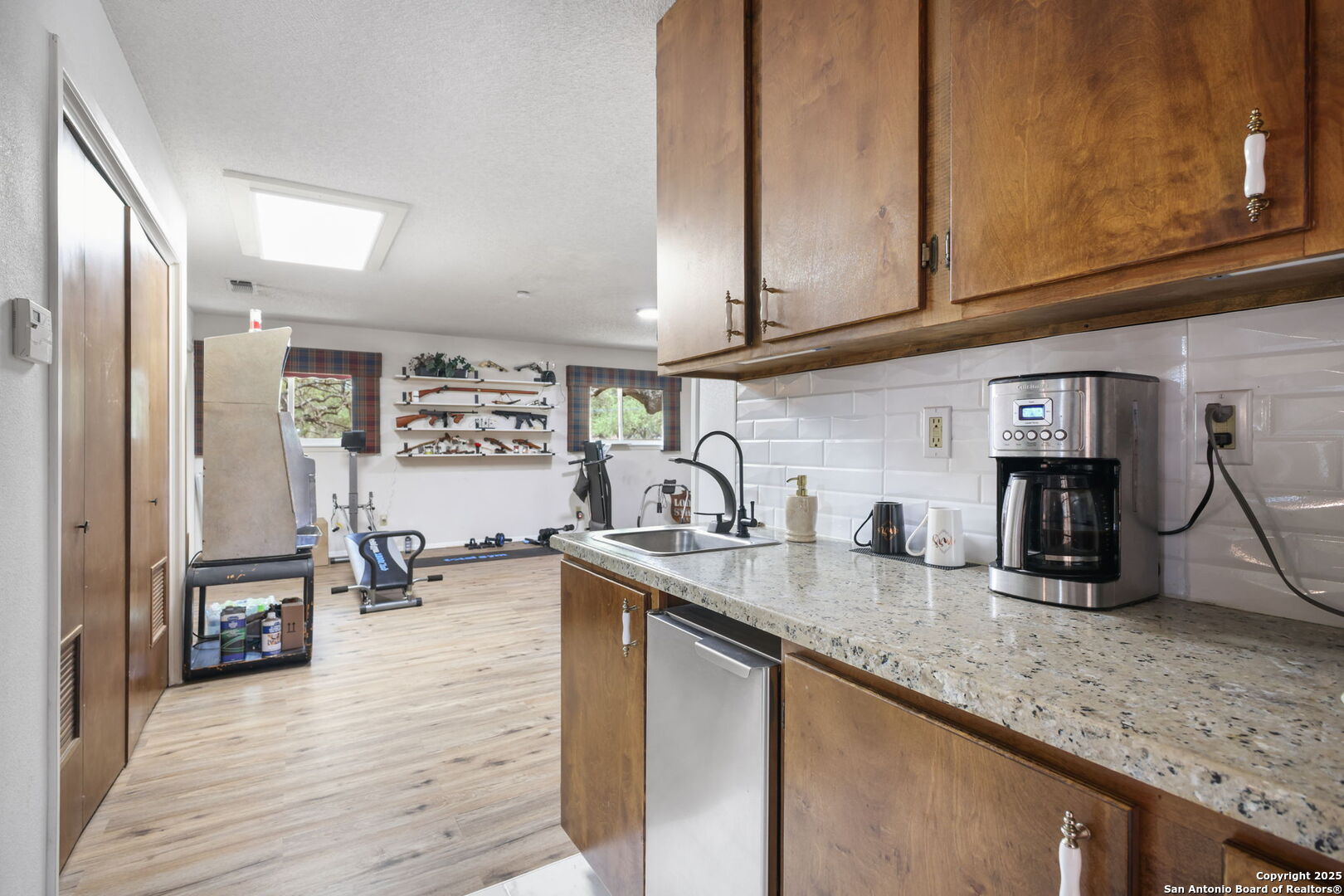102 Southgate Pleasanton TX 78064