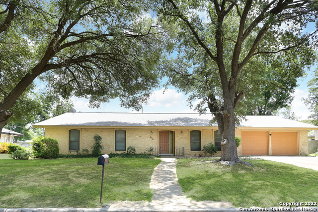 650 Richfield Drive Windcrest TX 78239