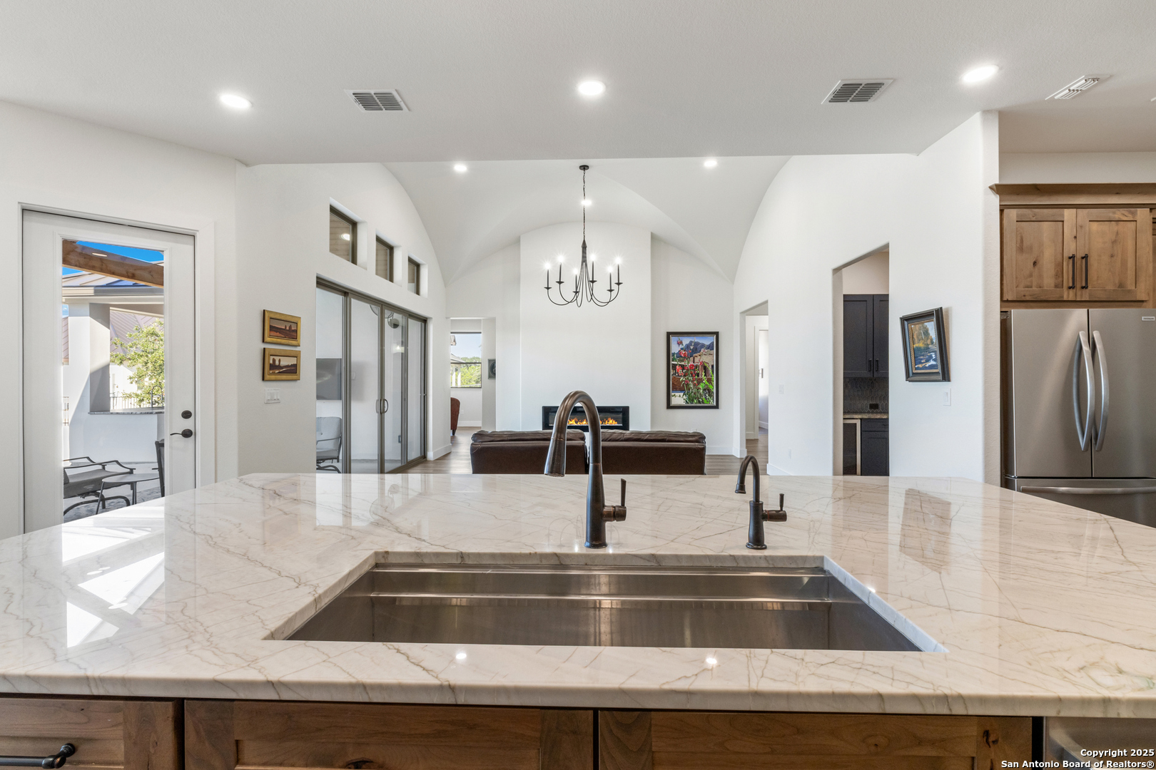 673 Travis Forest Bulverde TX 78163