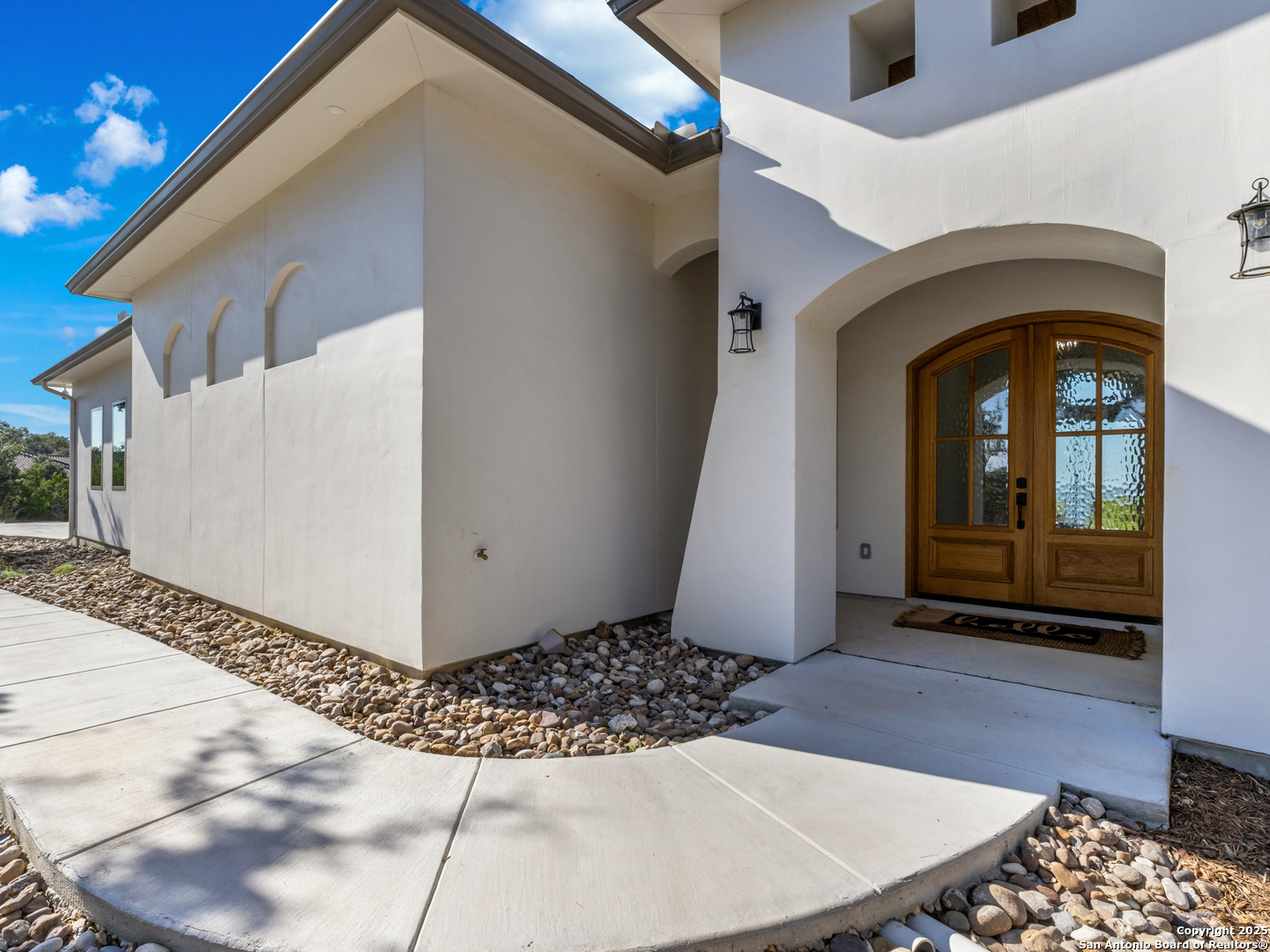 673 Travis Forest Bulverde TX 78163