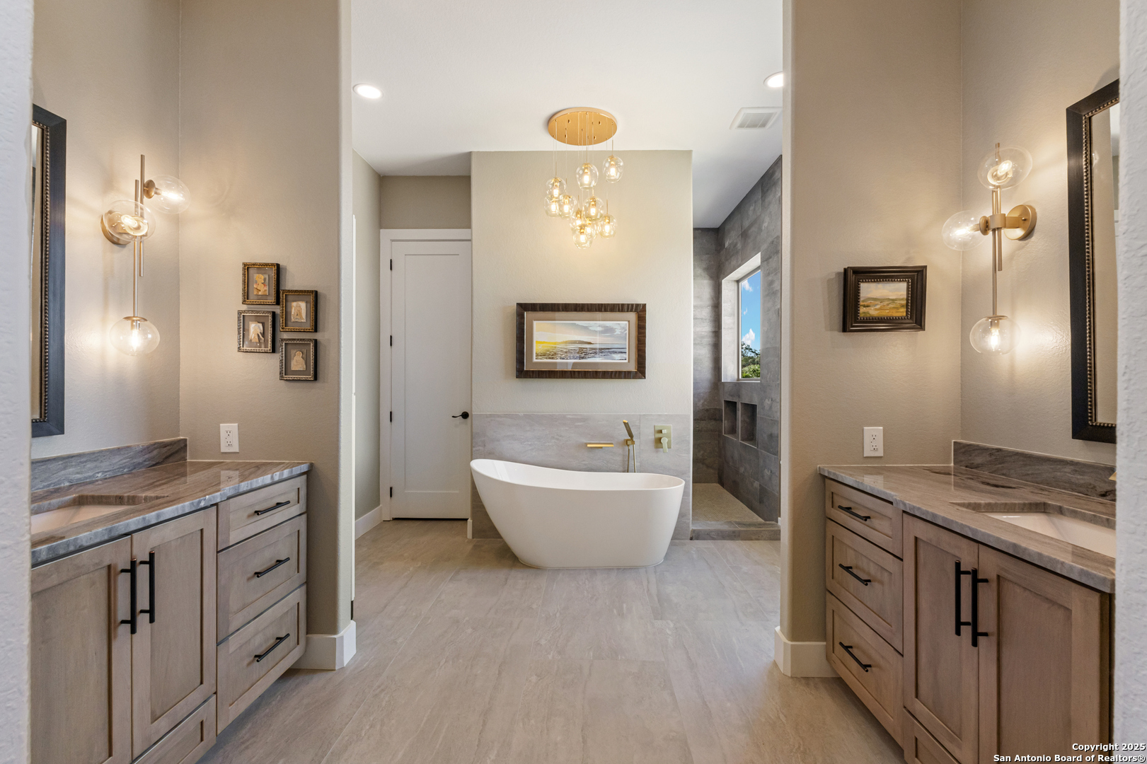 673 Travis Forest Bulverde TX 78163