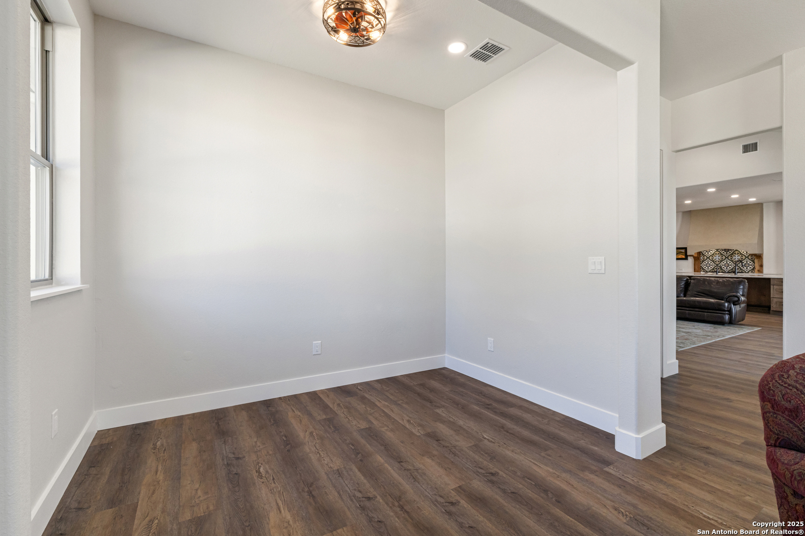 673 Travis Forest Bulverde TX 78163