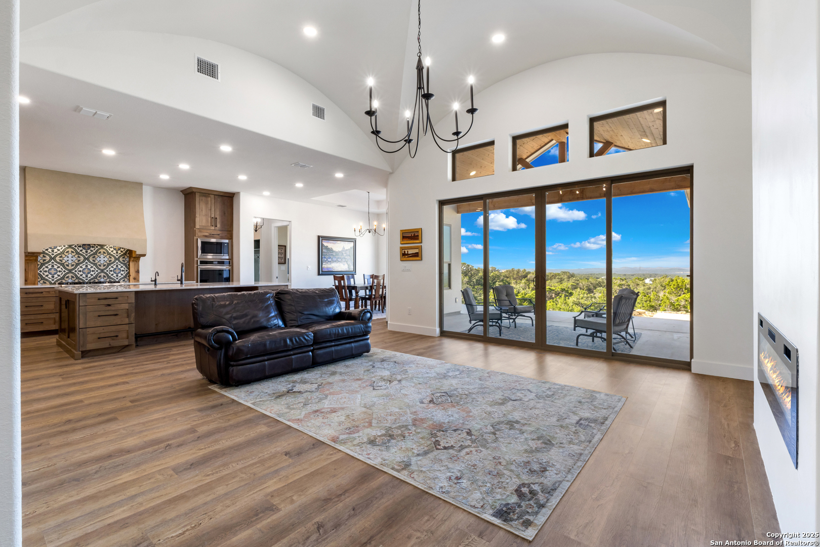 673 Travis Forest Bulverde TX 78163