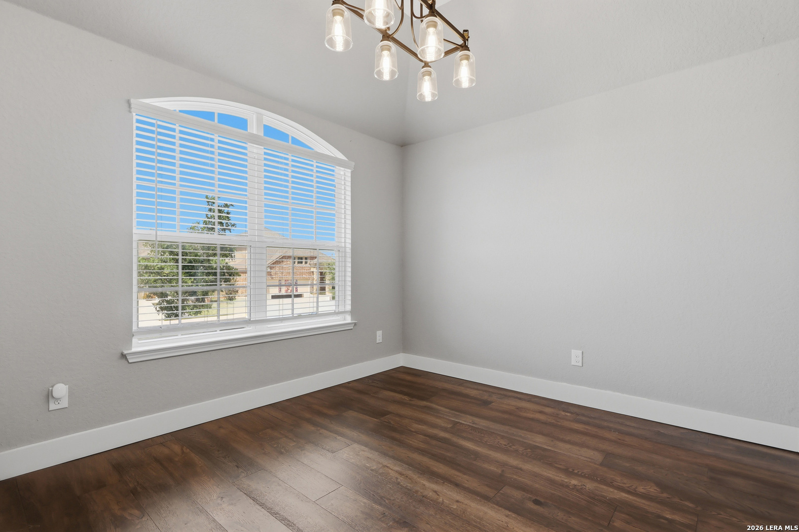 5947 Akin Run San Antonio TX 78261