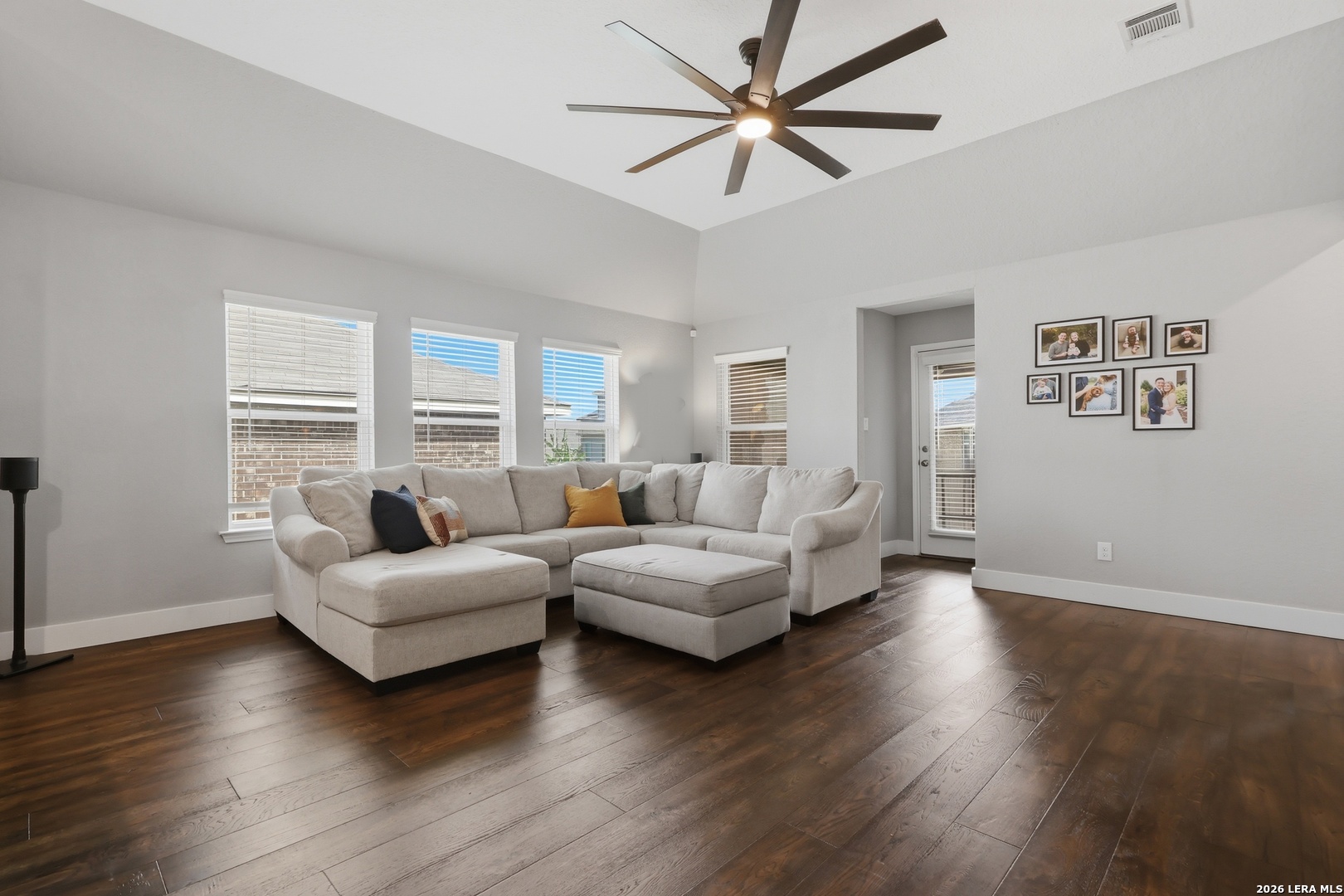 5947 Akin Run San Antonio TX 78261