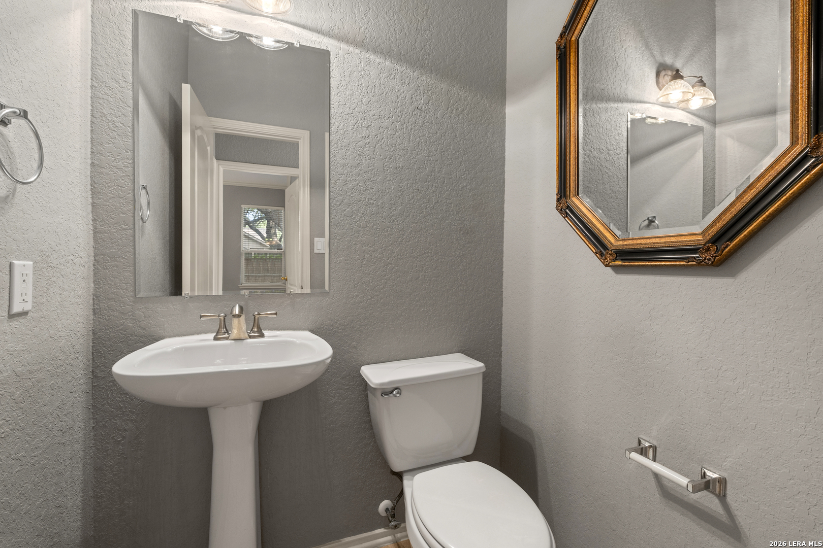 5735 Welsch View San Antonio TX 78249