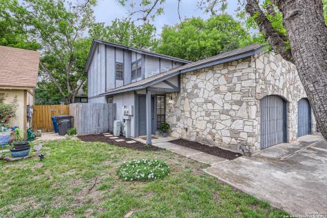 8515 Sir Lancelot San Antonio TX 78240