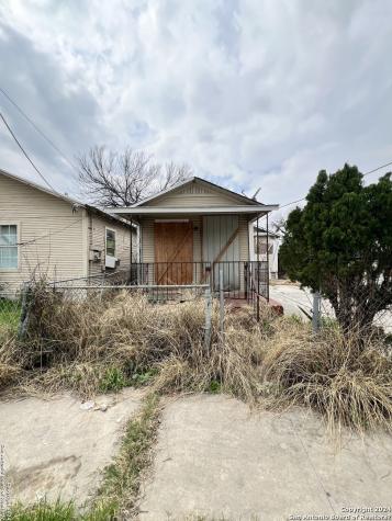 419 N Smith Street San Antonio TX 78207