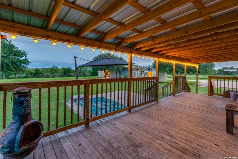337 Dewey Lane Seguin TX 78155