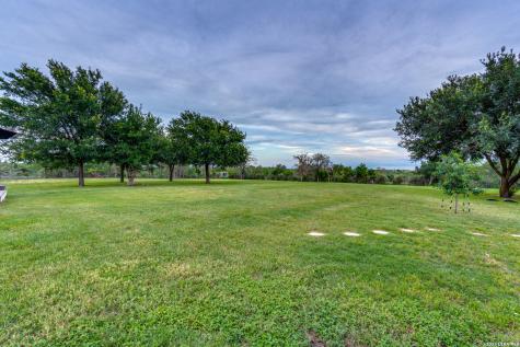 337 Dewey Lane Seguin TX 78155