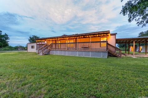 337 Dewey Lane Seguin TX 78155