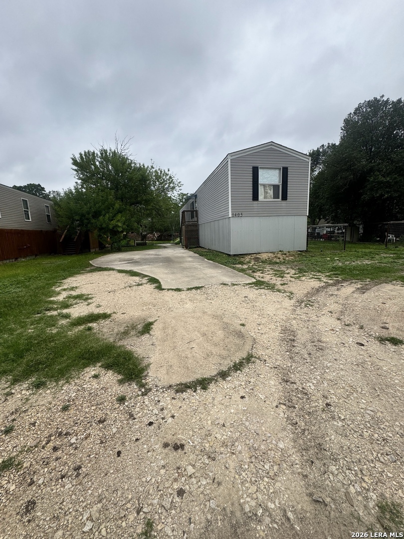 1405 River Road San Marcos TX 78666