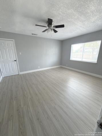 14519 Ridge Meadow San Antonio TX 78233