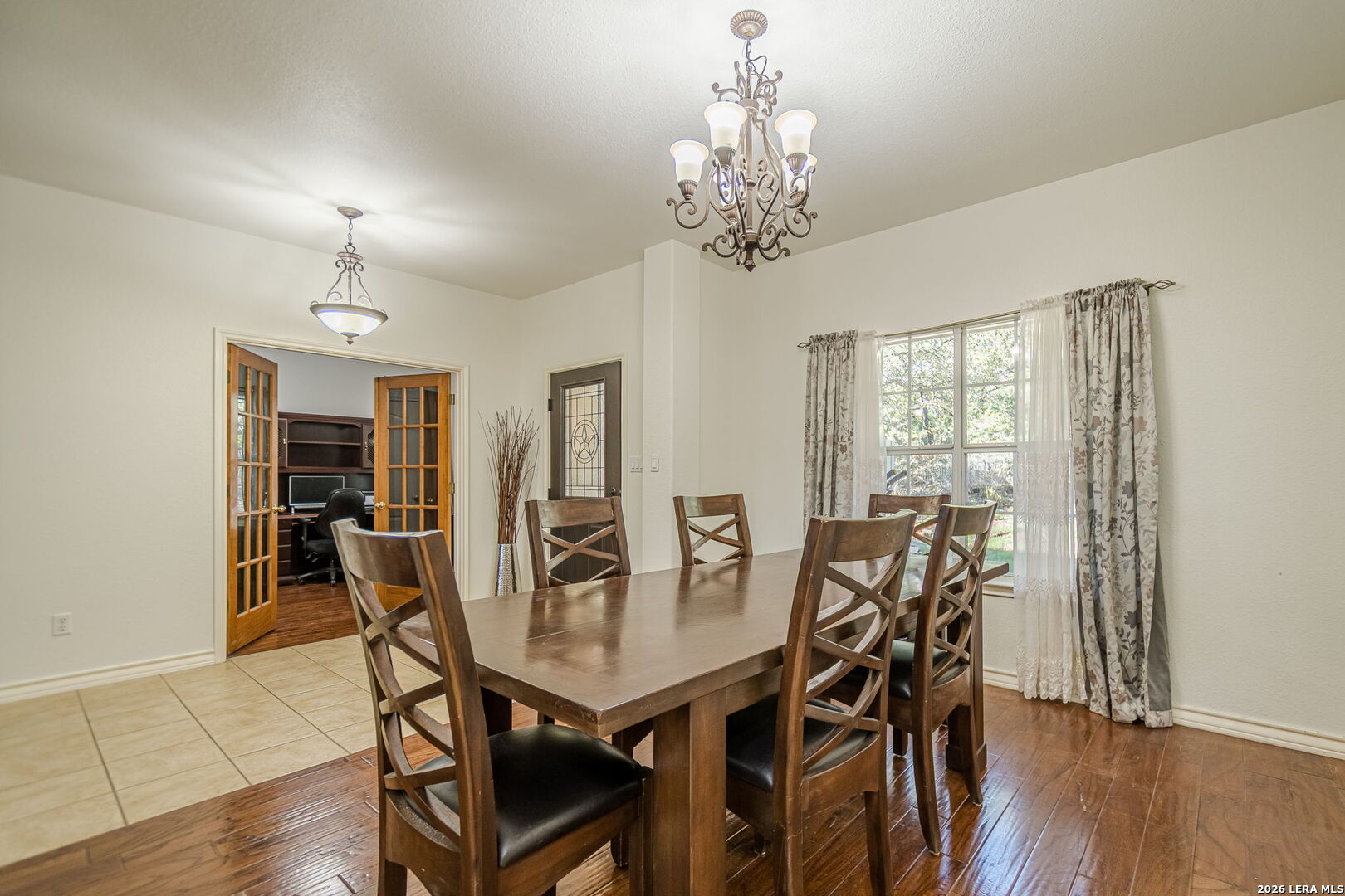 249 Lakeridge Loop Lakehills TX 78063