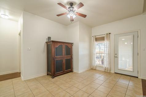 249 Lakeridge Loop Lakehills TX 78063