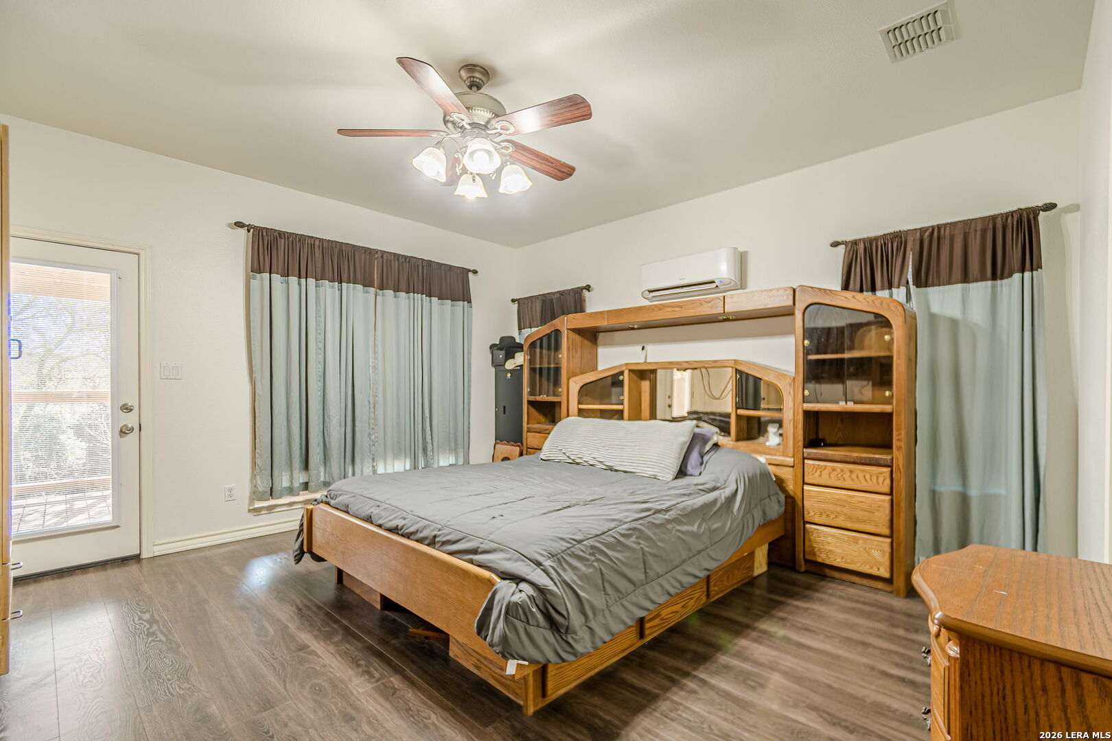 249 Lakeridge Loop Lakehills TX 78063