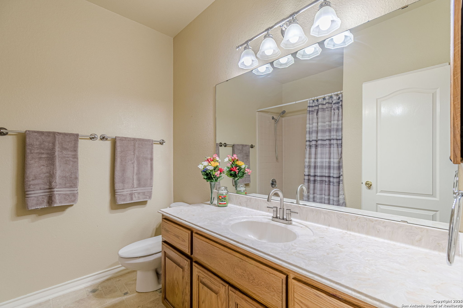 249 Lakeridge Loop Lakehills TX 78063