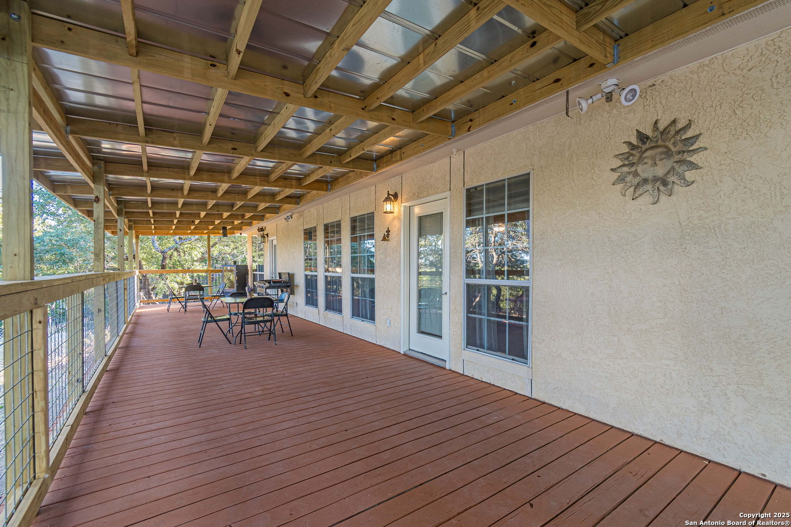 249 Lakeridge Loop Lakehills TX 78063
