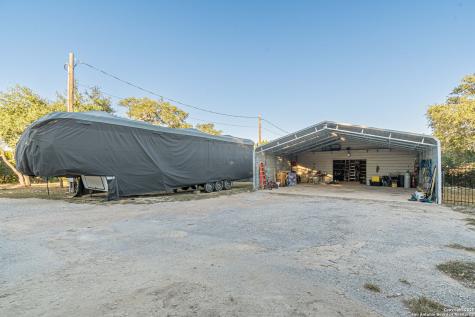 249 Lakeridge Loop Lakehills TX 78063