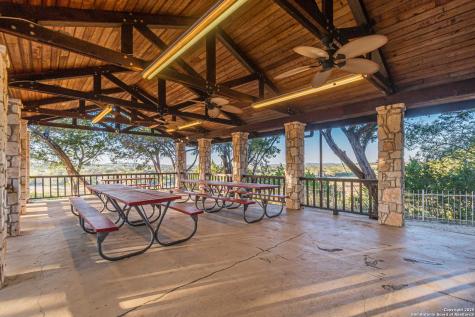 249 Lakeridge Loop Lakehills TX 78063