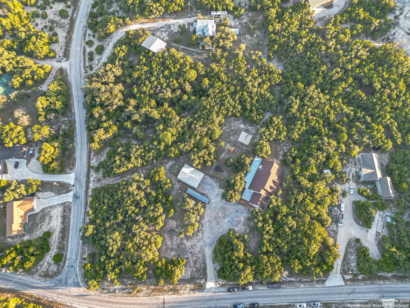 249 Lakeridge Loop Lakehills TX 78063