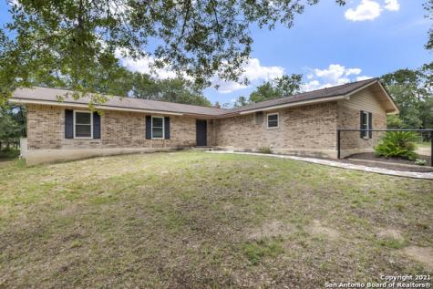 1139 Hummingbird Lane Adkins TX 78101