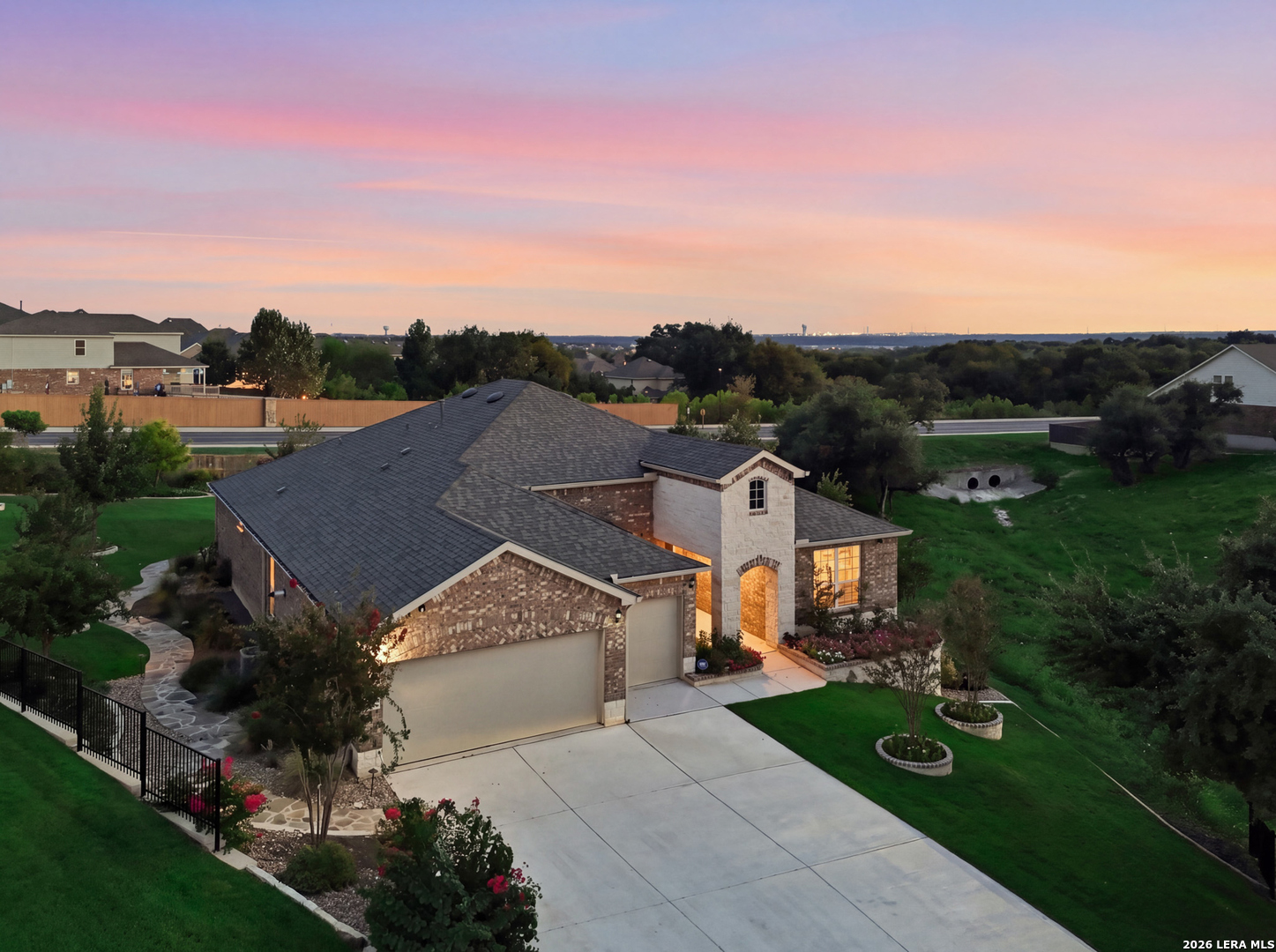 12822 Thornbrooke San Antonio TX 78253