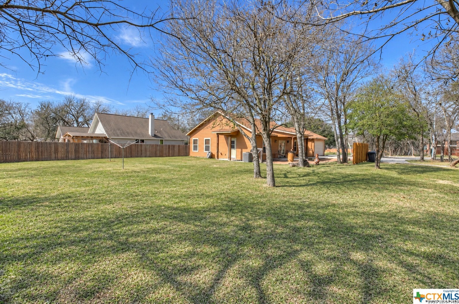 890 E Torrey New Braunfels TX 78130