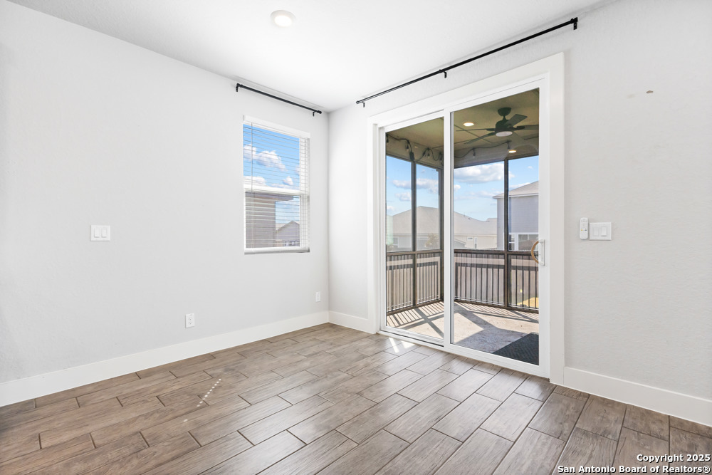 7333 Walkers Loop San Antonio TX 78233