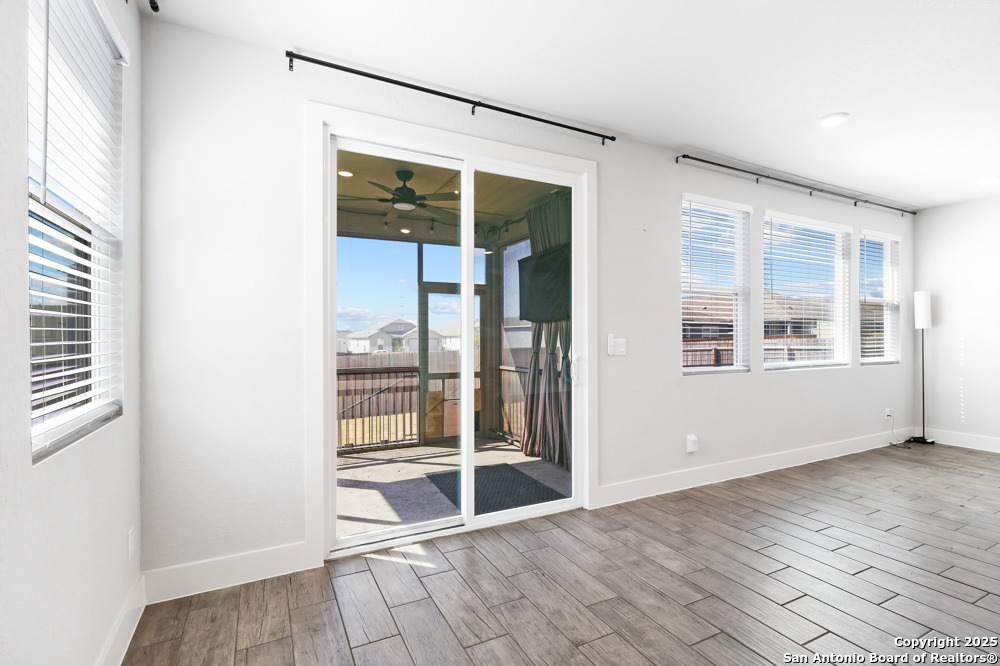 7333 Walkers Loop San Antonio TX 78233