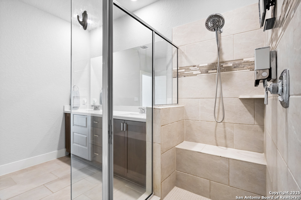 7333 Walkers Loop San Antonio TX 78233
