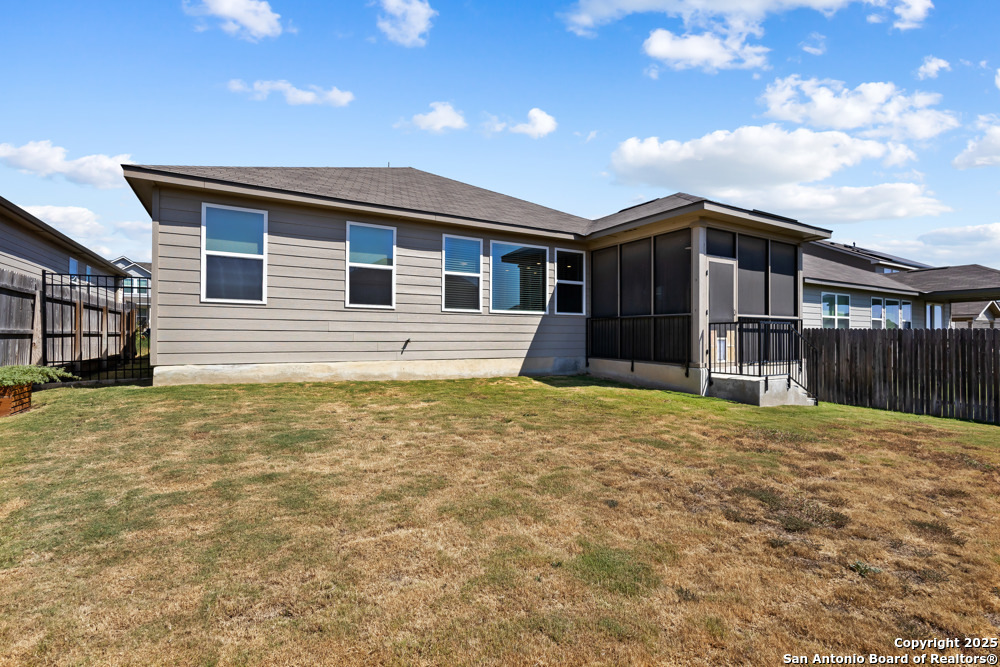 7333 Walkers Loop San Antonio TX 78233