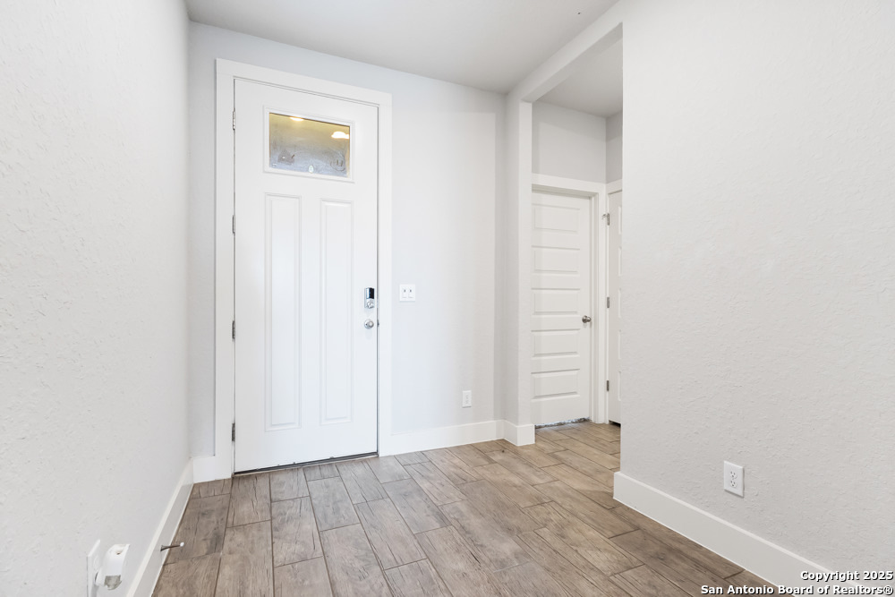 7333 Walkers Loop San Antonio TX 78233