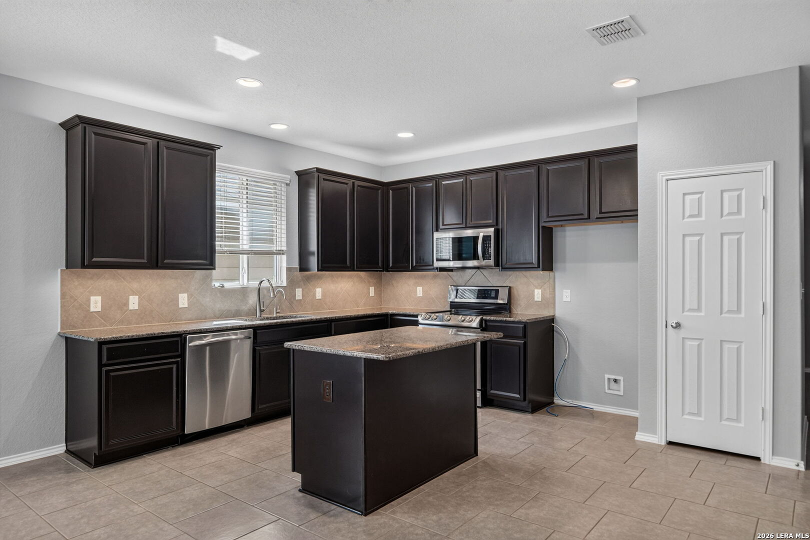 451 Rustic Willow Selma TX 78154