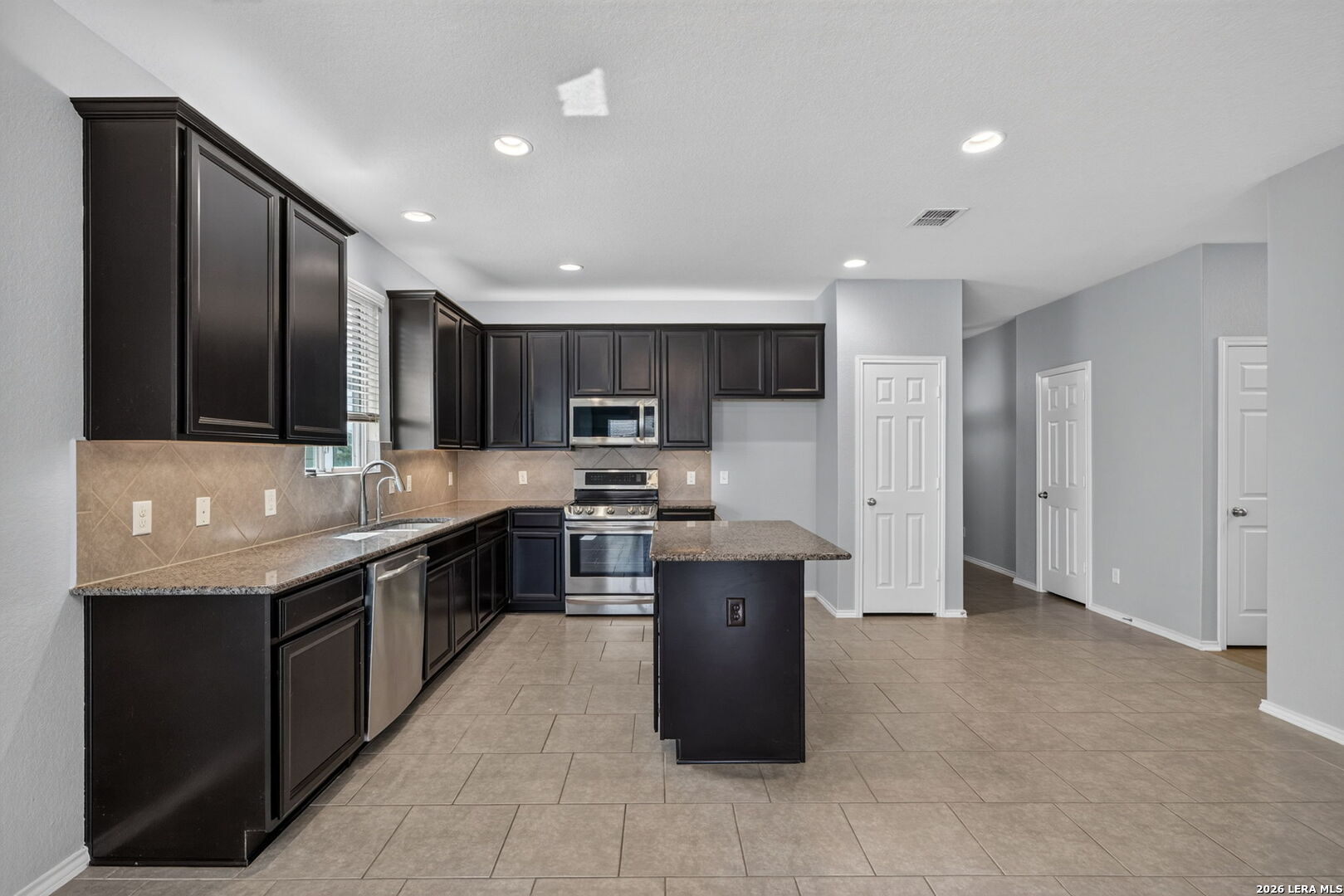 451 Rustic Willow Selma TX 78154
