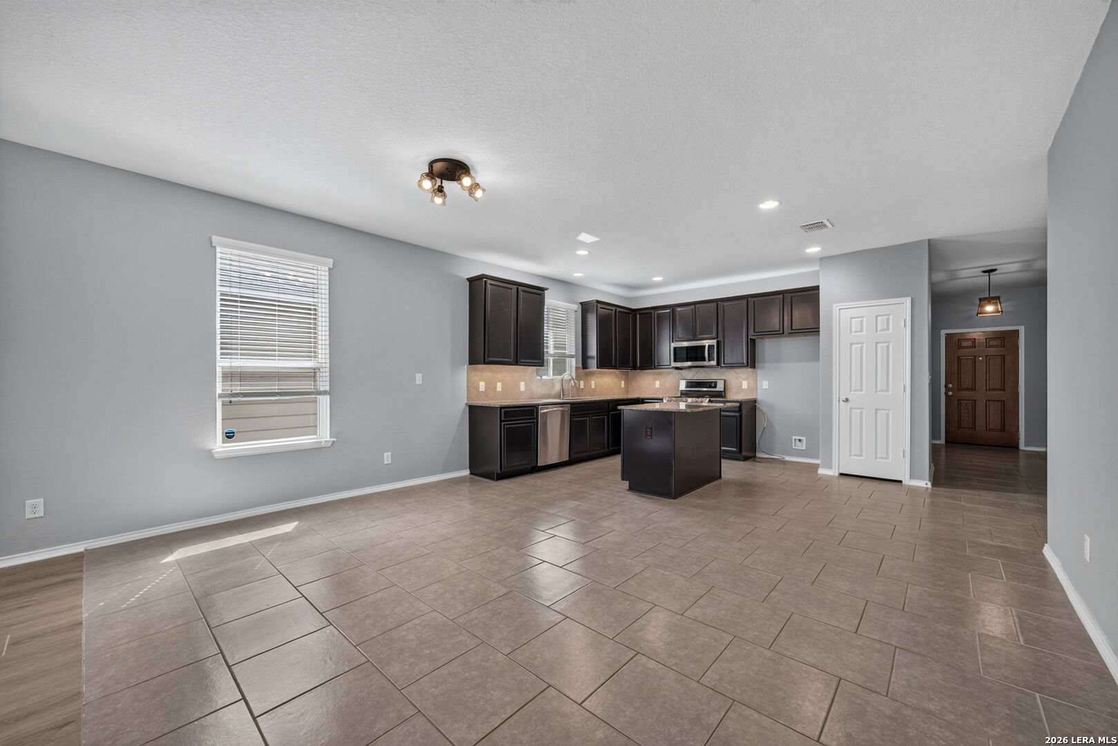 451 Rustic Willow Selma TX 78154