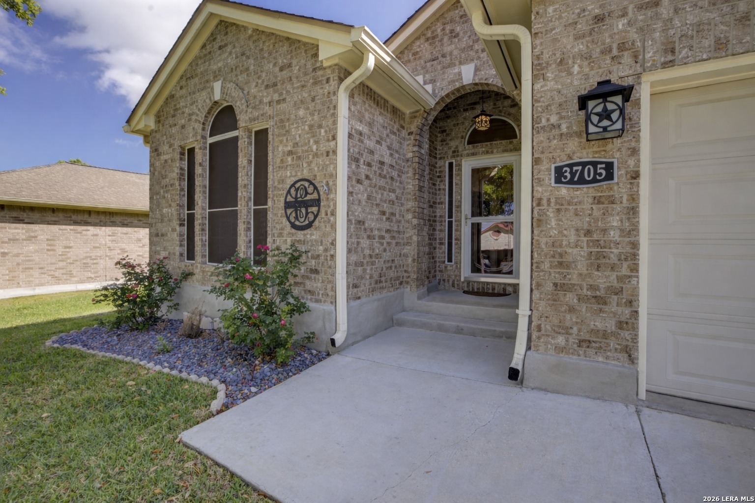3705 Hillside Schertz TX 78108