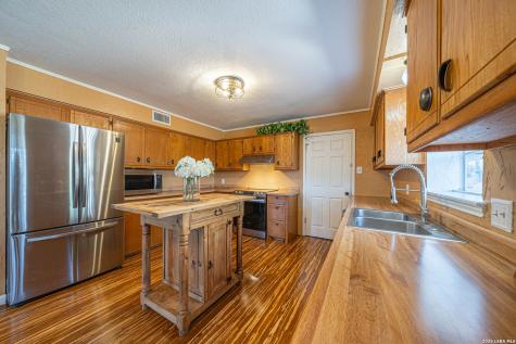 194 NW Hills Drive Kerrville TX 78028