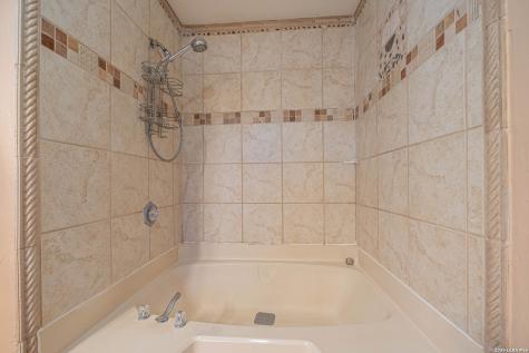 194 NW Hills Drive Kerrville TX 78028