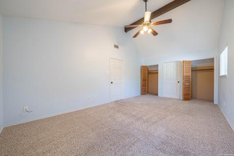 194 NW Hills Drive Kerrville TX 78028