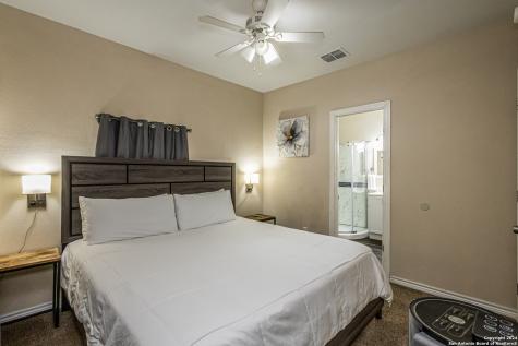 1202 N Center San Antonio TX 78202