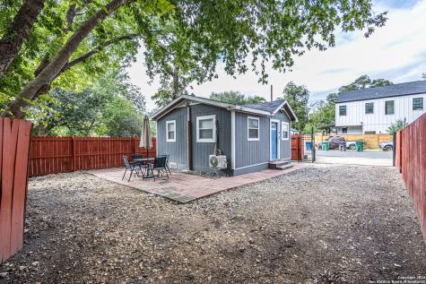 1202 N Center San Antonio TX 78202