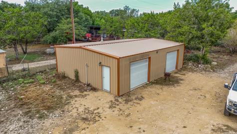 6330 S County Road 307 Roosevelt TX 76874