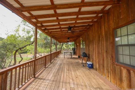 6330 S County Road 307 Roosevelt TX 76874