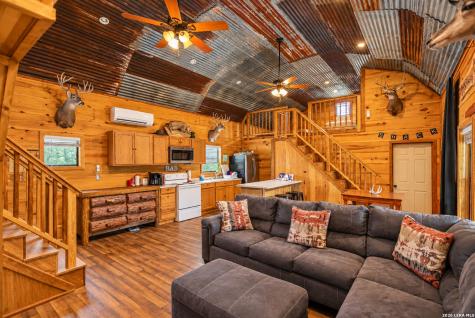 6330 S County Road 307 Roosevelt TX 76874