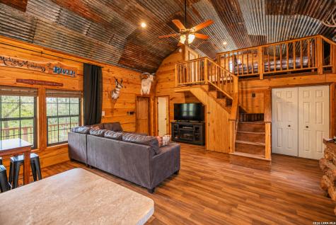 6330 S County Road 307 Roosevelt TX 76874